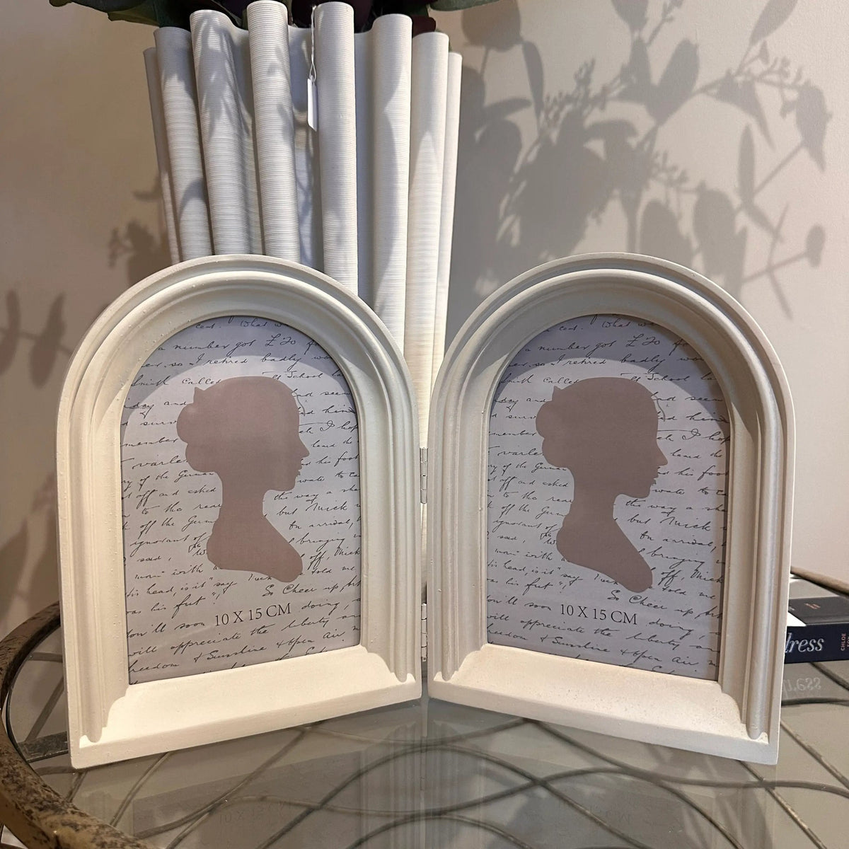 Double Arched Photoframe