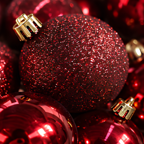 32 Piece Christmas Bauble Set – Mixed Finish Shatterproof Baubles